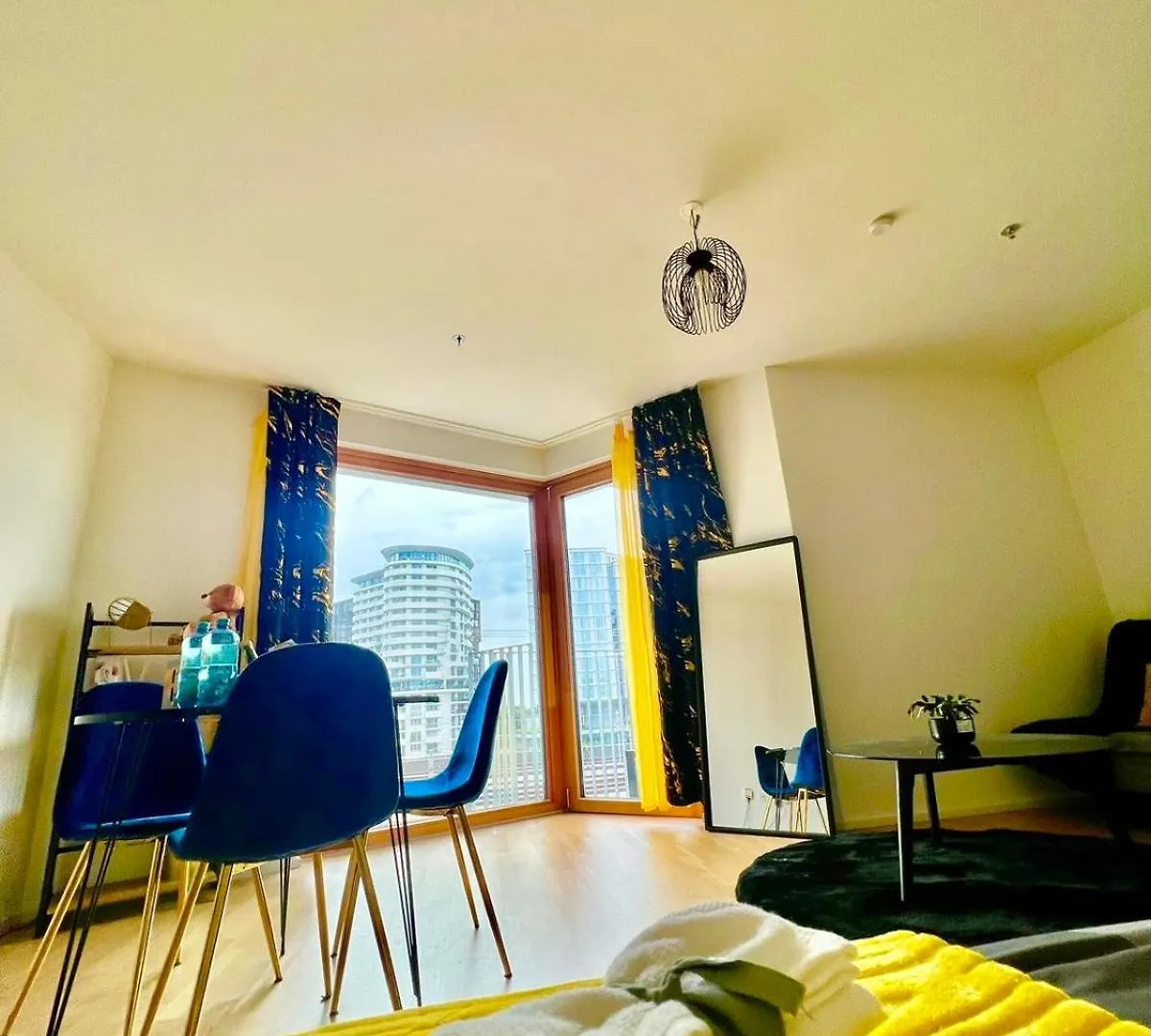 Sunshine'S View In Vienna Apartment
